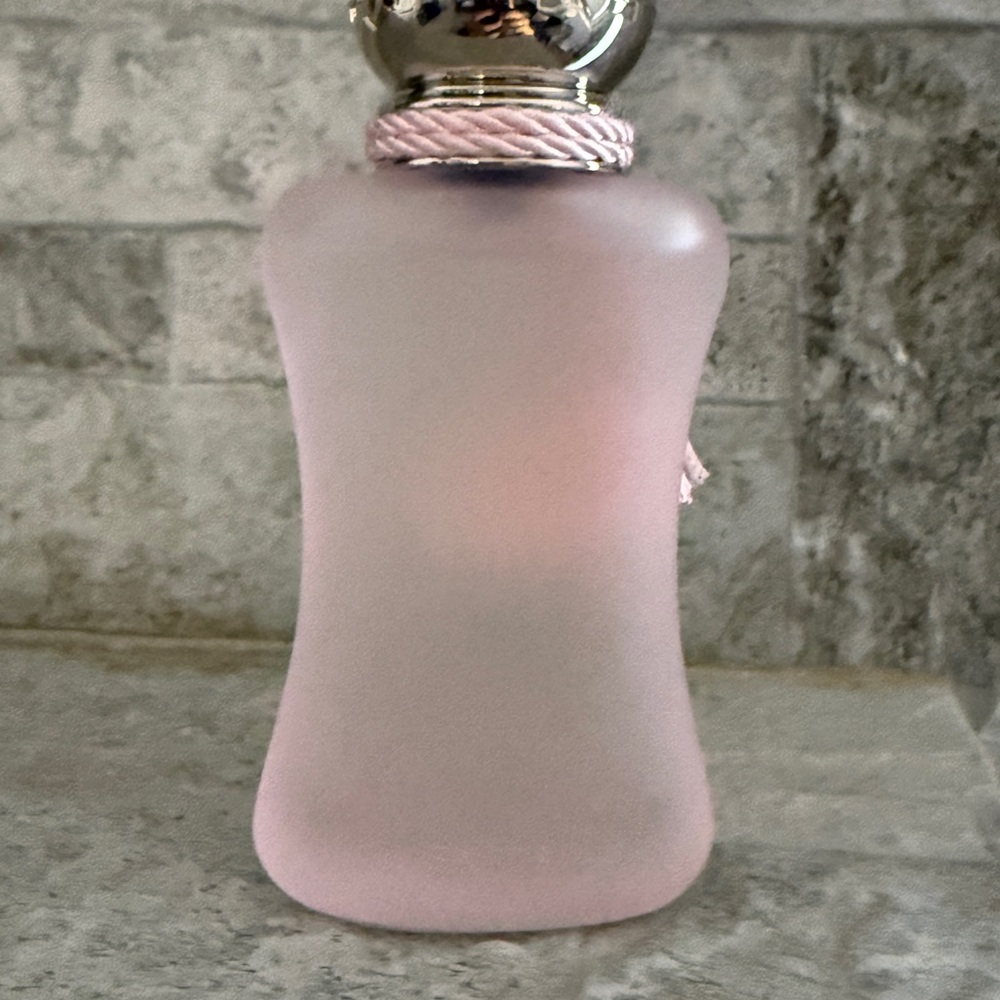 Perfume de Marly Delina La Rosee Eau de Parfum - Picture 3 of 6